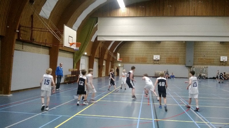 Basketbalwedstrijd kinderen